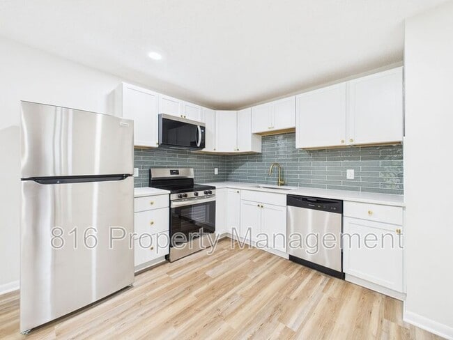 Foto del edificio - 8215 Ruskin Way