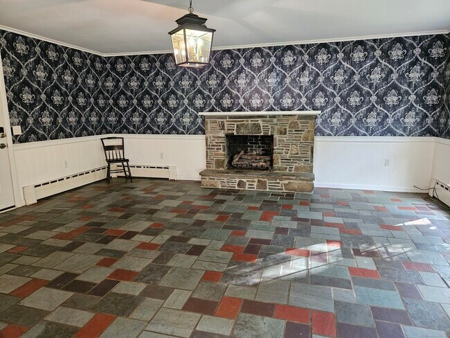 Foto del edificio - 540 Squaw Rock Rd