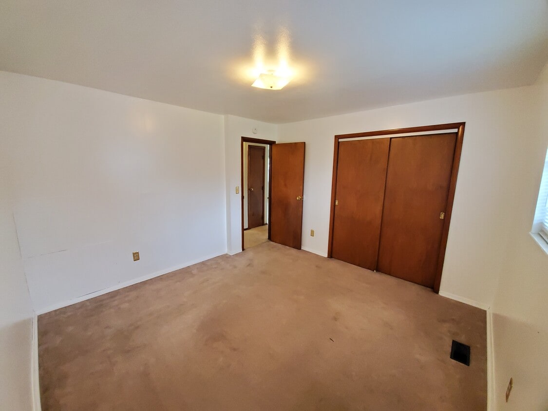 Primary Photo - 3402 Kingsreach Ln