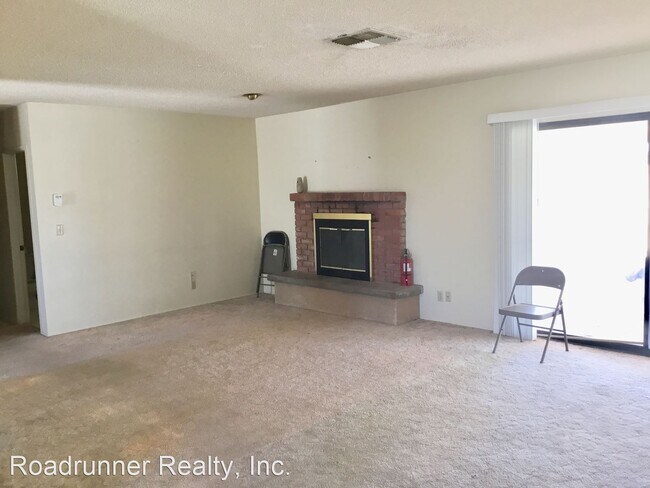 Building Photo - 4 br, 2.5 bath House - 2020 Neptune Ave