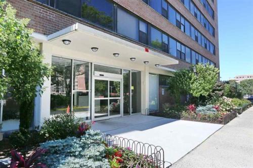 Foto del edificio - 135 Montgomery St