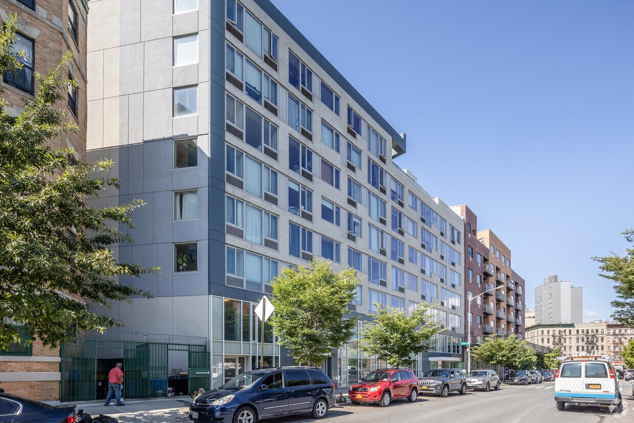 The Highbridge Condominium Apartments in New York, NY