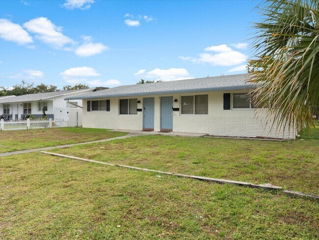 Foto del edificio - 5063 SW 27th Ave