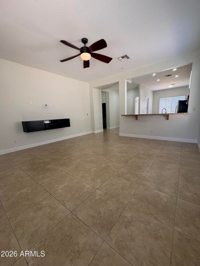 Building Photo - 7729 E Tailspin Ln
