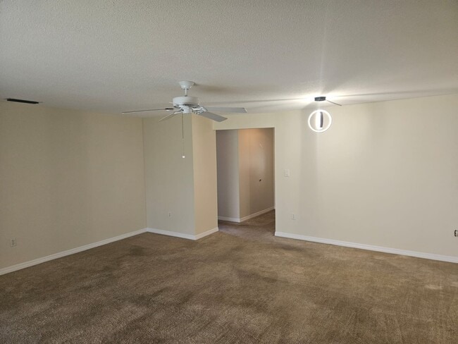 LIVING/DINING ROOM - 3536 Pinecrest St