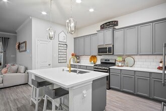 Building Photo - 2603 Ocean Key Dr