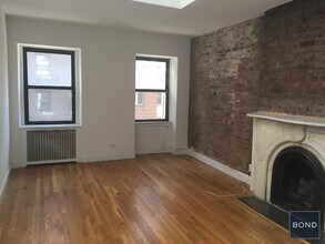 Building Photo - 52 W 55th St