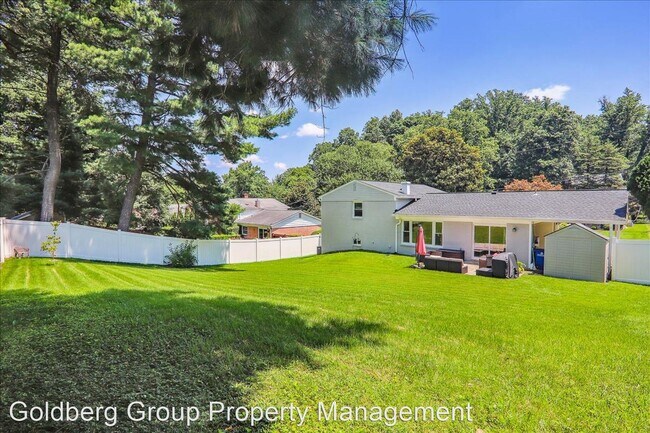 Building Photo - 4 br, 3 bath House - 2711 Weller Road