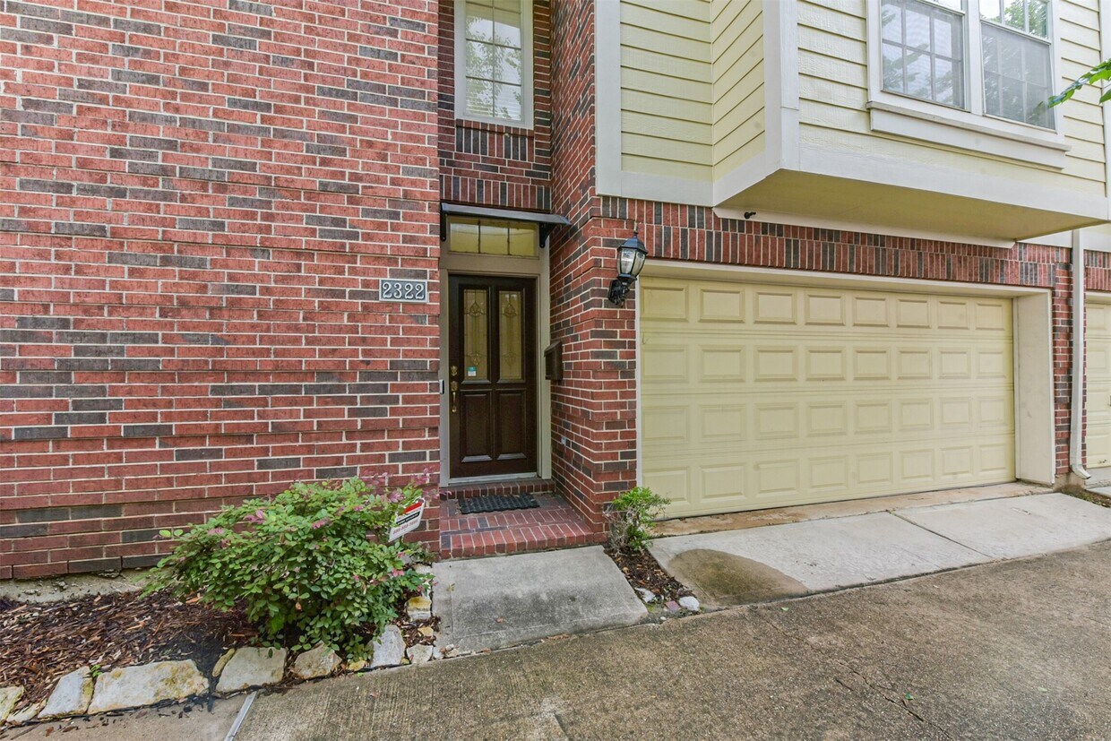 Foto principal - 2322 Chenevert St