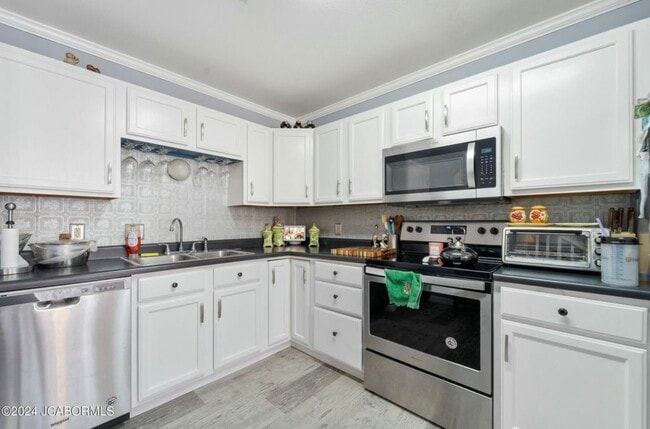 Building Photo - 1623 Timber Creek Dr