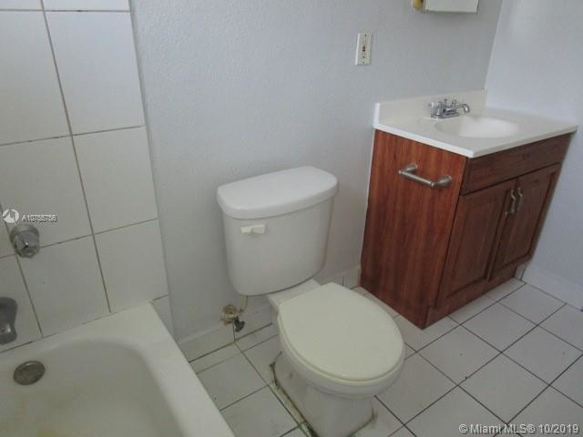 Building Photo - 1247 NW 68th St