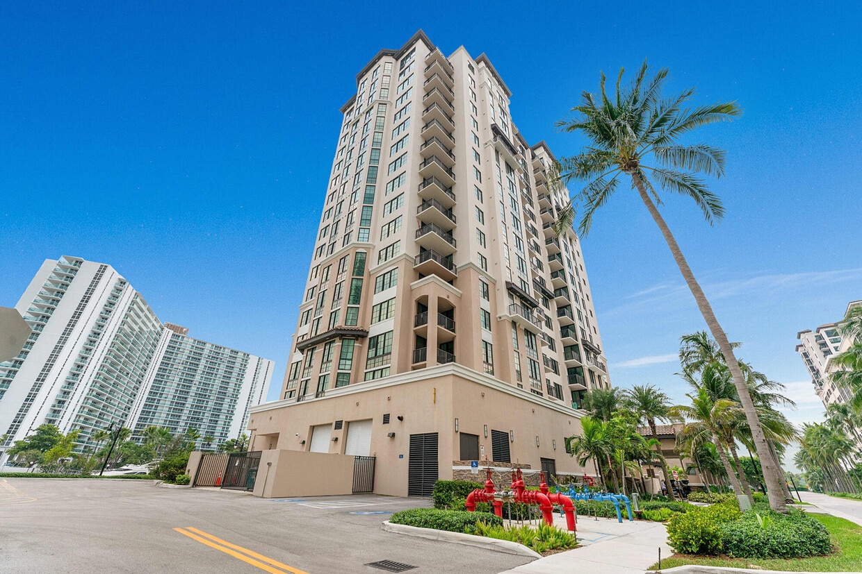 Primary Photo - Marina del Sol