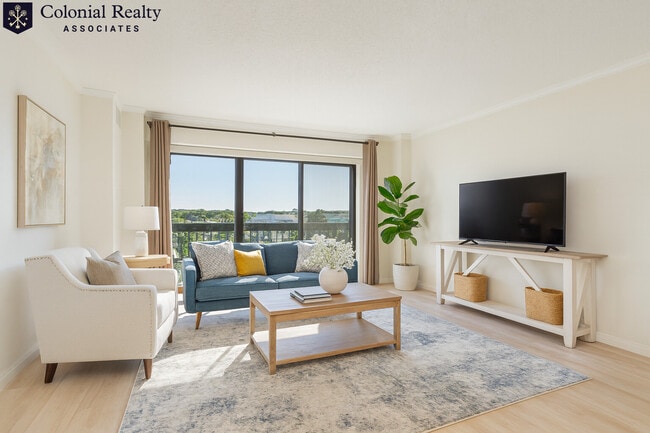 Photo - 15 N Beacon St Apartment