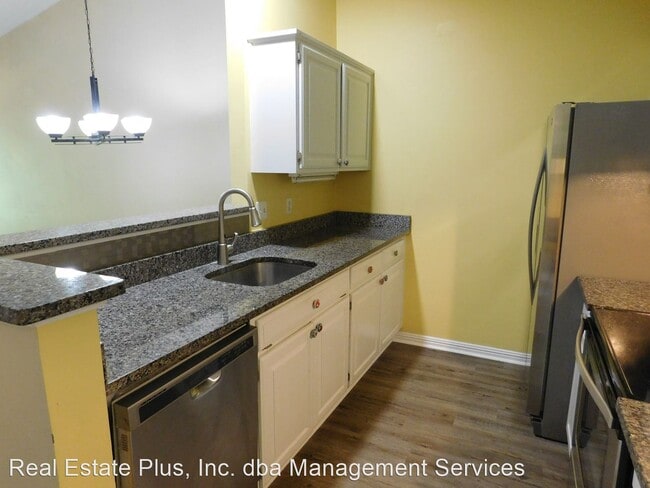 Building Photo - 3 br, 2 bath House - 1501 Race Track Road