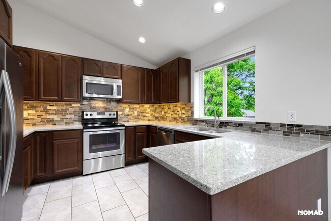 Foto del edificio - 4BR  House in Longmont