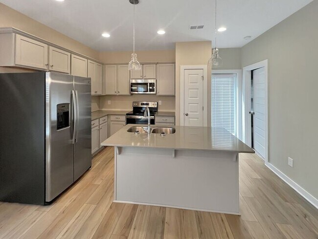 Foto del edificio - 77 River Birch Ln