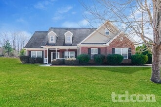 Building Photo - 175 Saddle Ln