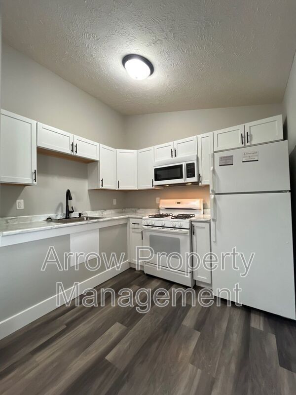 Foto del edificio - 877 N 26th St