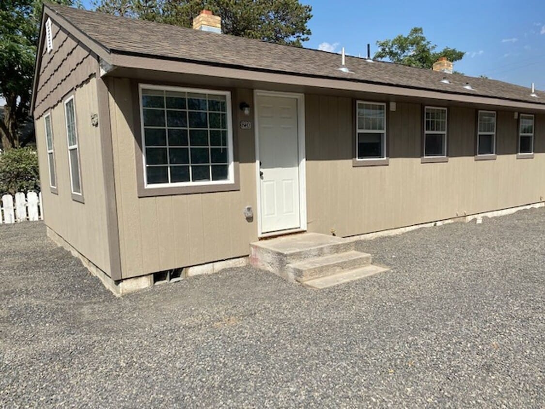 Primary Photo - Remodeled 2 bedroom 1 bath in Warden