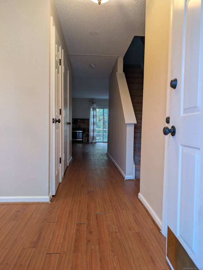 Building Photo - 308 Water Course Row