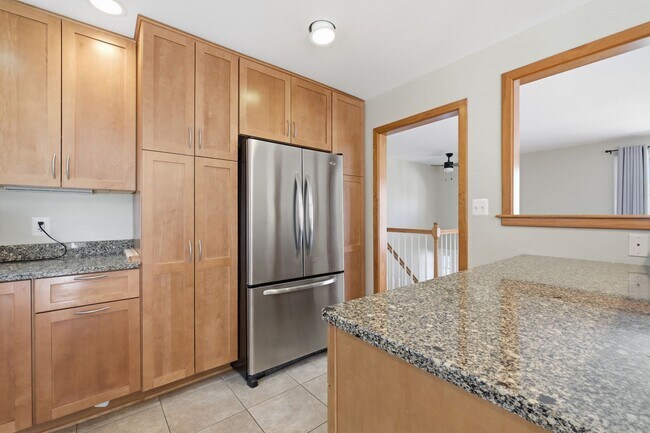 Building Photo - 3343 Slade Run Dr
