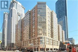 Building Photo - 711-1711 Bay St.