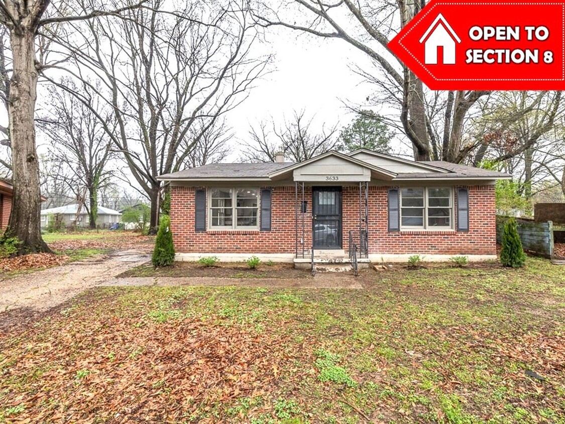 Foto principal - Newly renovated home for rent in East Memphis