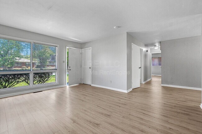 Foto del edificio - 3534 Terrier Ln