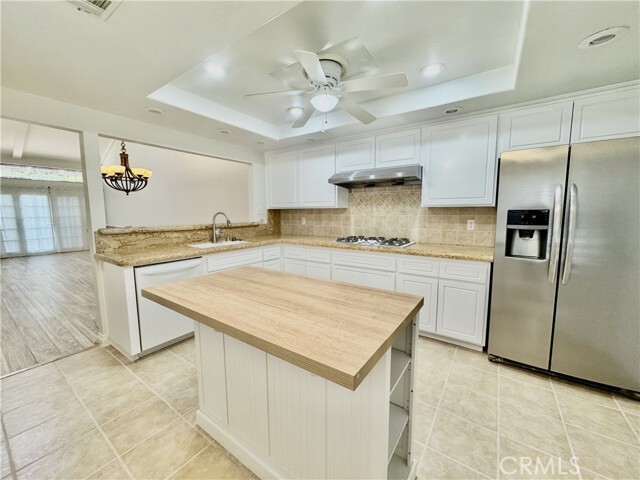 Building Photo - 12422 Tudor Way