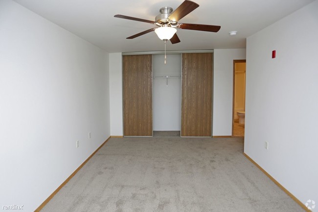 Foto del edificio - 3530 S 15th St