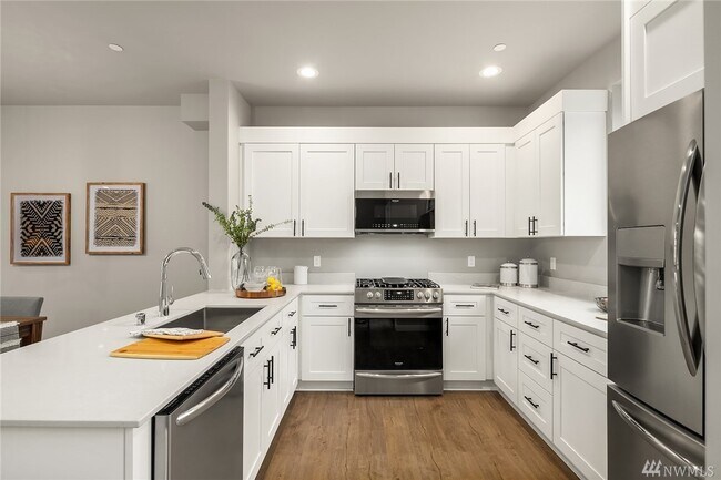 Foto del edificio - 18028 10th Ave NE