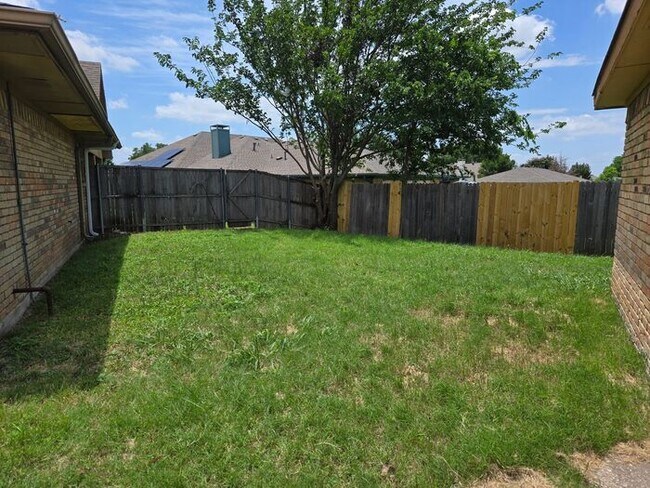 Building Photo - 10327 Bernardin Cir