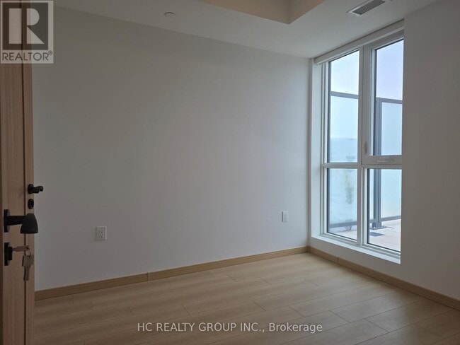 Building Photo - 3249 Sheppard Ave E