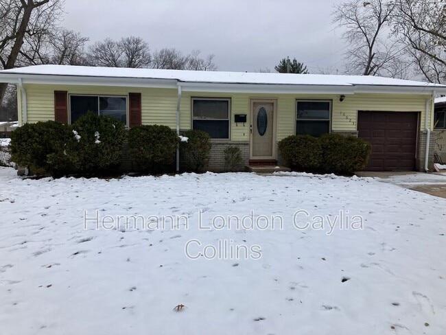 Photo - 10623 Landseer Dr House