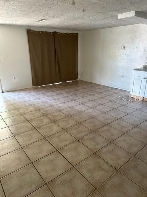 Building Photo - 9800 Hidden Ln