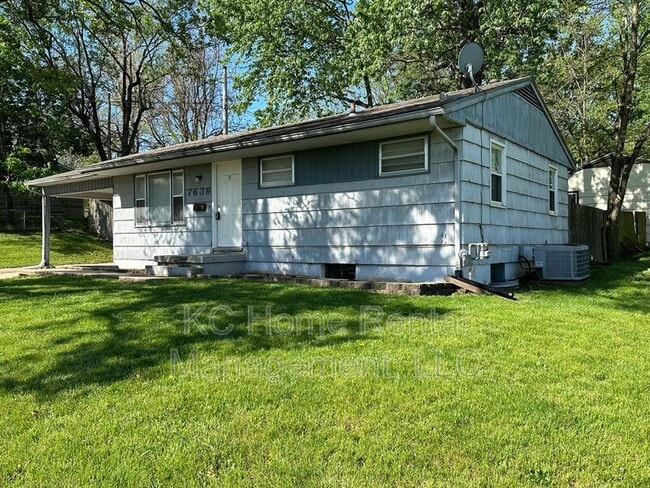 Building Photo - 7639 Ozark Rd