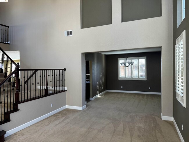 Building Photo - 720 Blake Ct