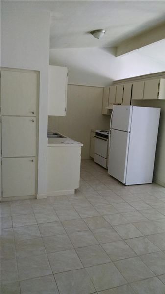 Building Photo - 638 Butternut Dr