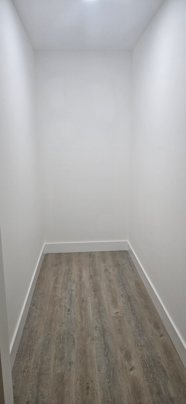 Foto del edificio - 9610 Johnson St