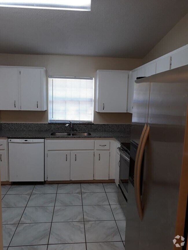 Lake Mills Shores Apartments under 1,500 Chuluota, FL 1 Rentals