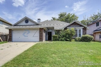 Building Photo - 1206 Hyde Park Dr