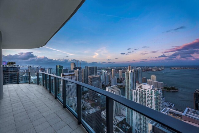 Foto del edificio - 1000 Brickell Plaza