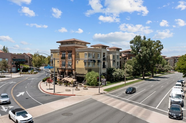 Building Photo - 24535 Town Center Dr
