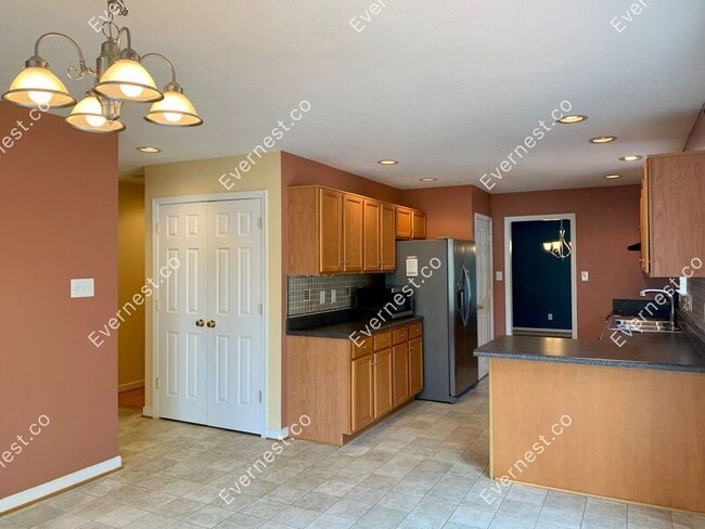 Building Photo - 5704 Westower Dr