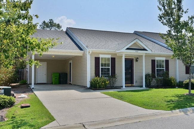 Building Photo - 402 Elders Pond Cir