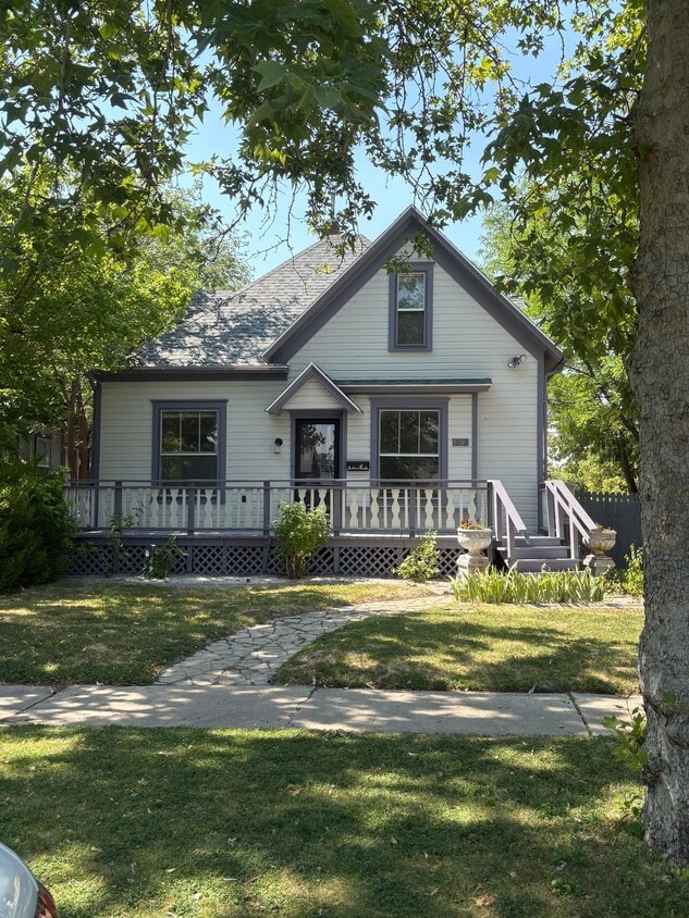 Photo - 1303 Main St (Grand Junction, CO)