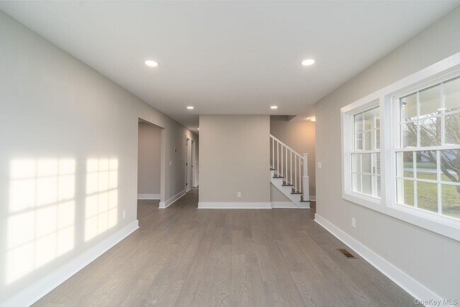 Foto del edificio - 970 Village Ln