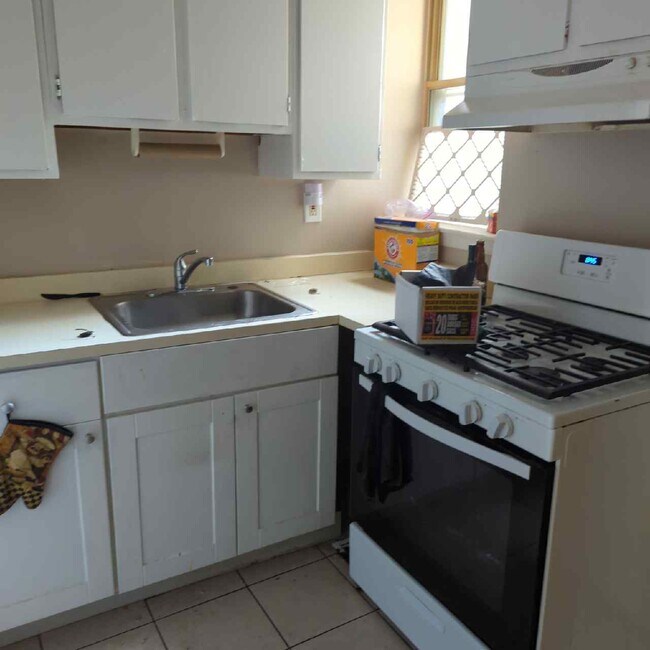 Foto del edificio - 809 Windsor St