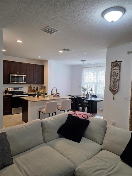 Foto del edificio - 269 NW 36th Ave