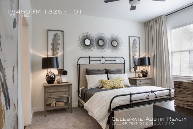 Foto del edificio - 15450 Farm to Market Rd 1325
